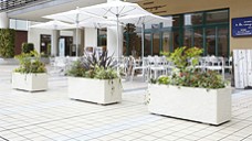 コンクリートプランターのトーシンコーポレーションのインド砂岩シリーズ