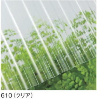 タキロンシーアイのポリカナミイタの色見本のクリア