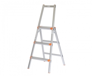 アルインコのアルミ踏み台