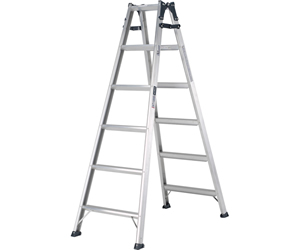 アルインコのアルミ脚立