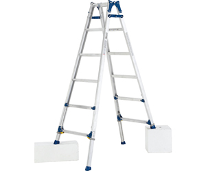 アルインコのアルミ脚立